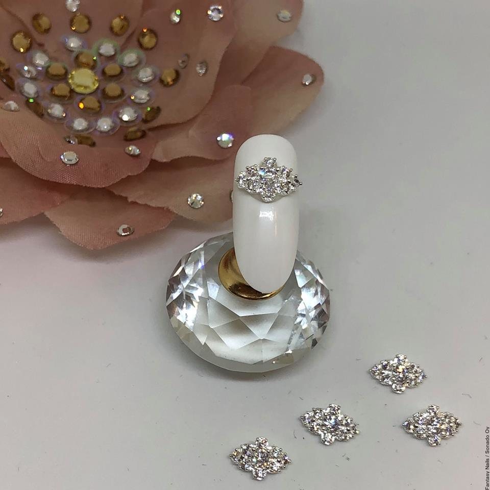 Kynsikorut 5 Timanttilehti